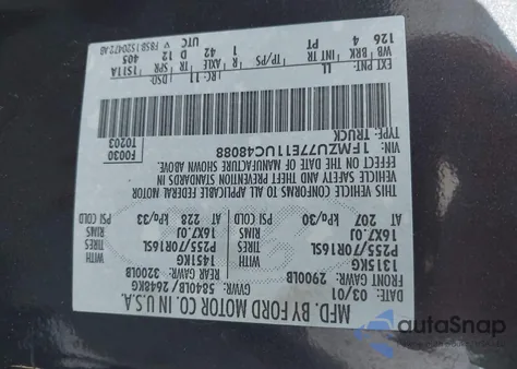 2001 Ford Explorer Sport Trac z USA, uszkodzony, nr VIN 1FMZU77E11UC48088